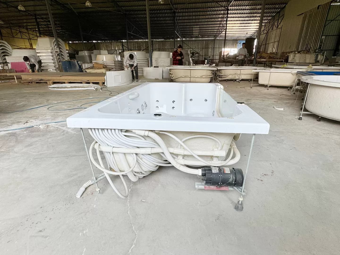 Dikdörtgen Camlı Jakuzi 111 X 181 H 60 K. — Çift Kişilik Jakuziler