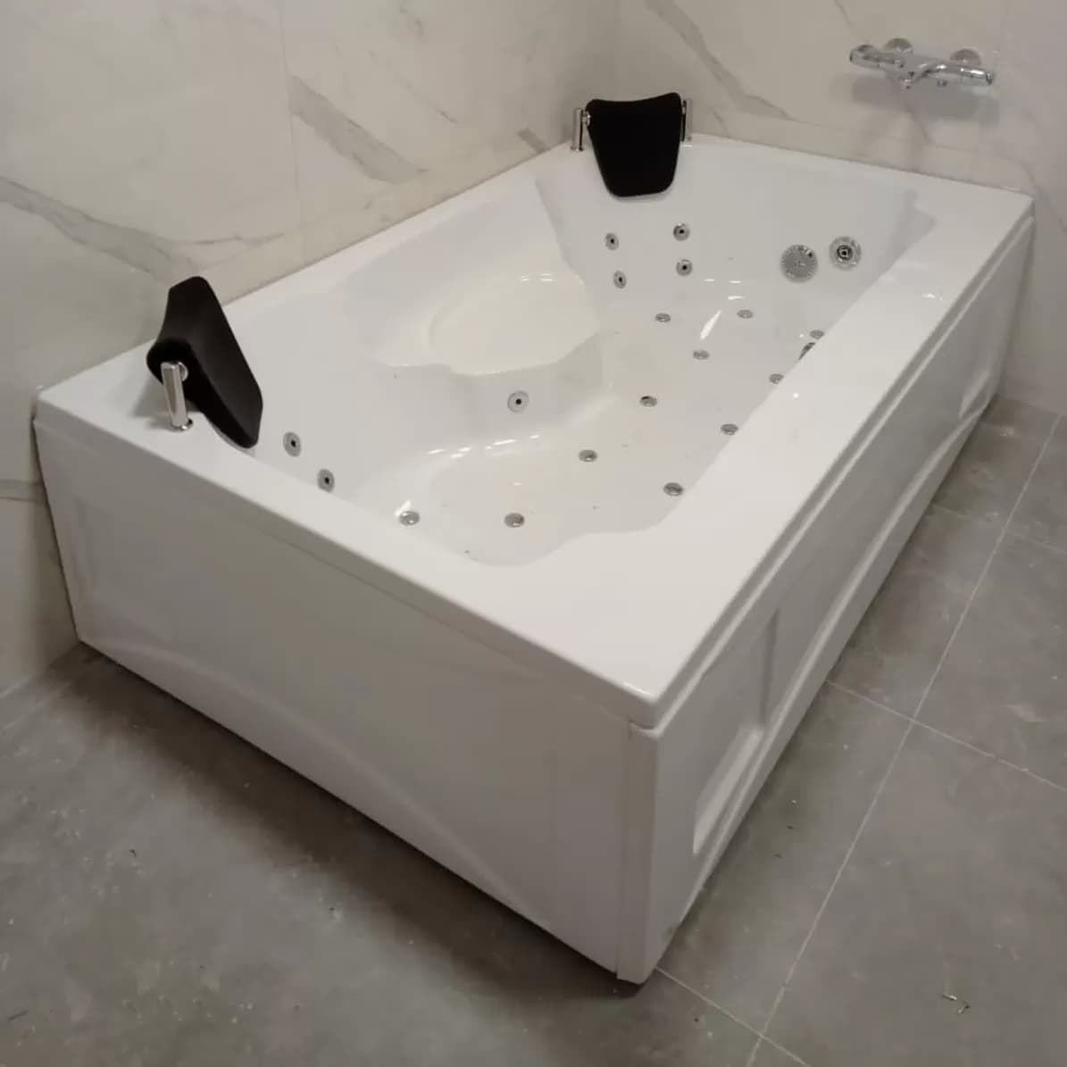 Dikdörtgen Jakuzi 110 X 180 H 55 — görsel 2